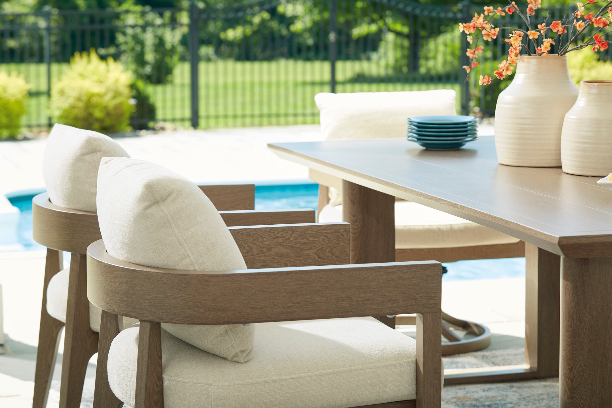 Modern Curve Outdoor Dining Armchair