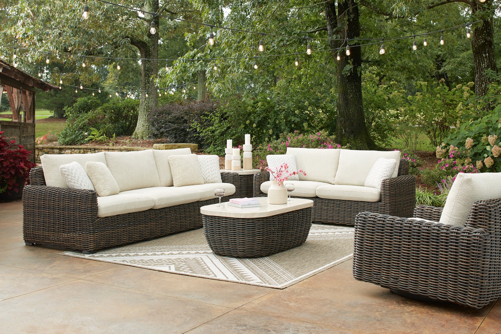 Summer Classic Outdoor Seating Set