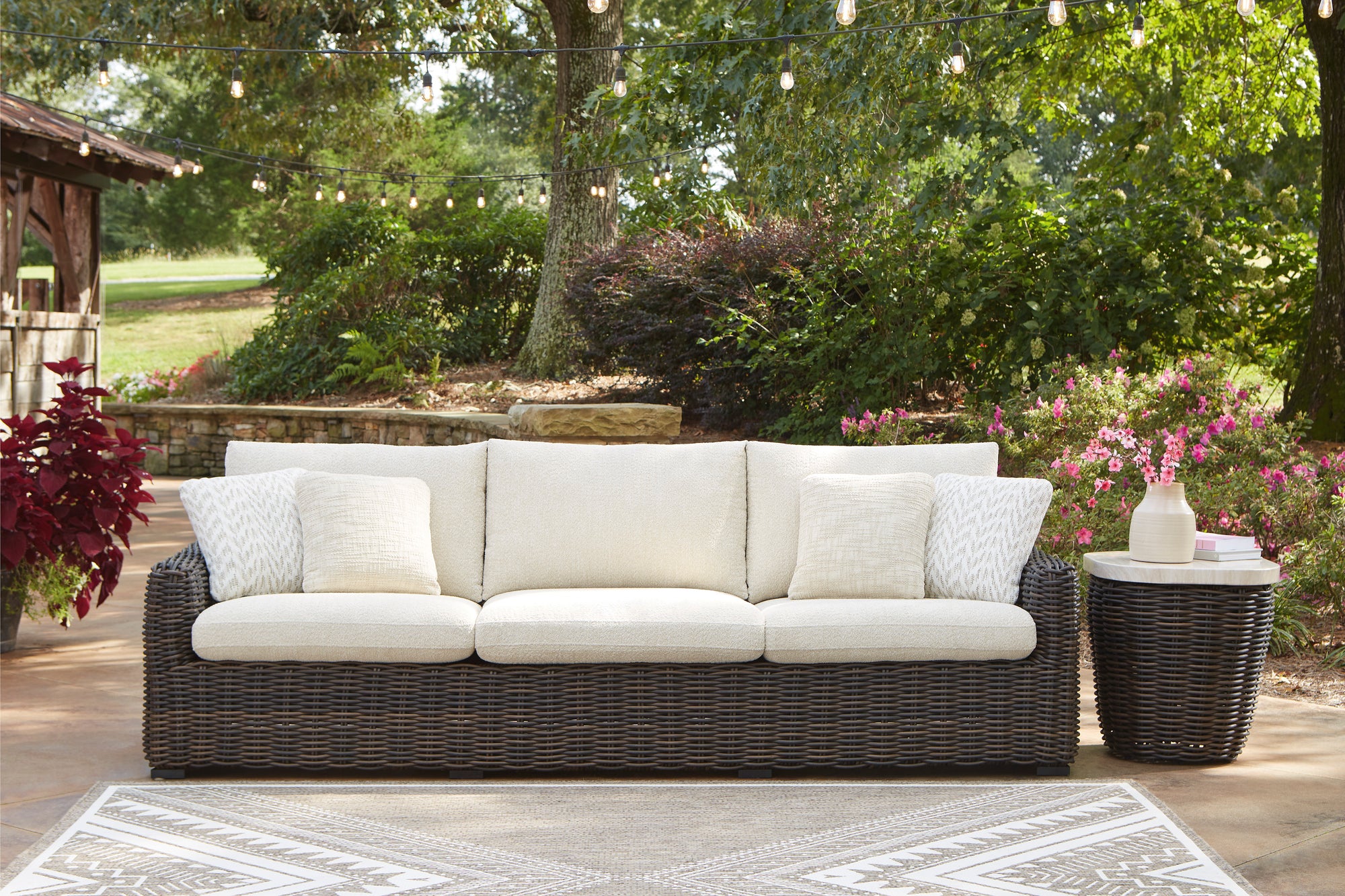 Summer Classic Outdoor Seating Set
