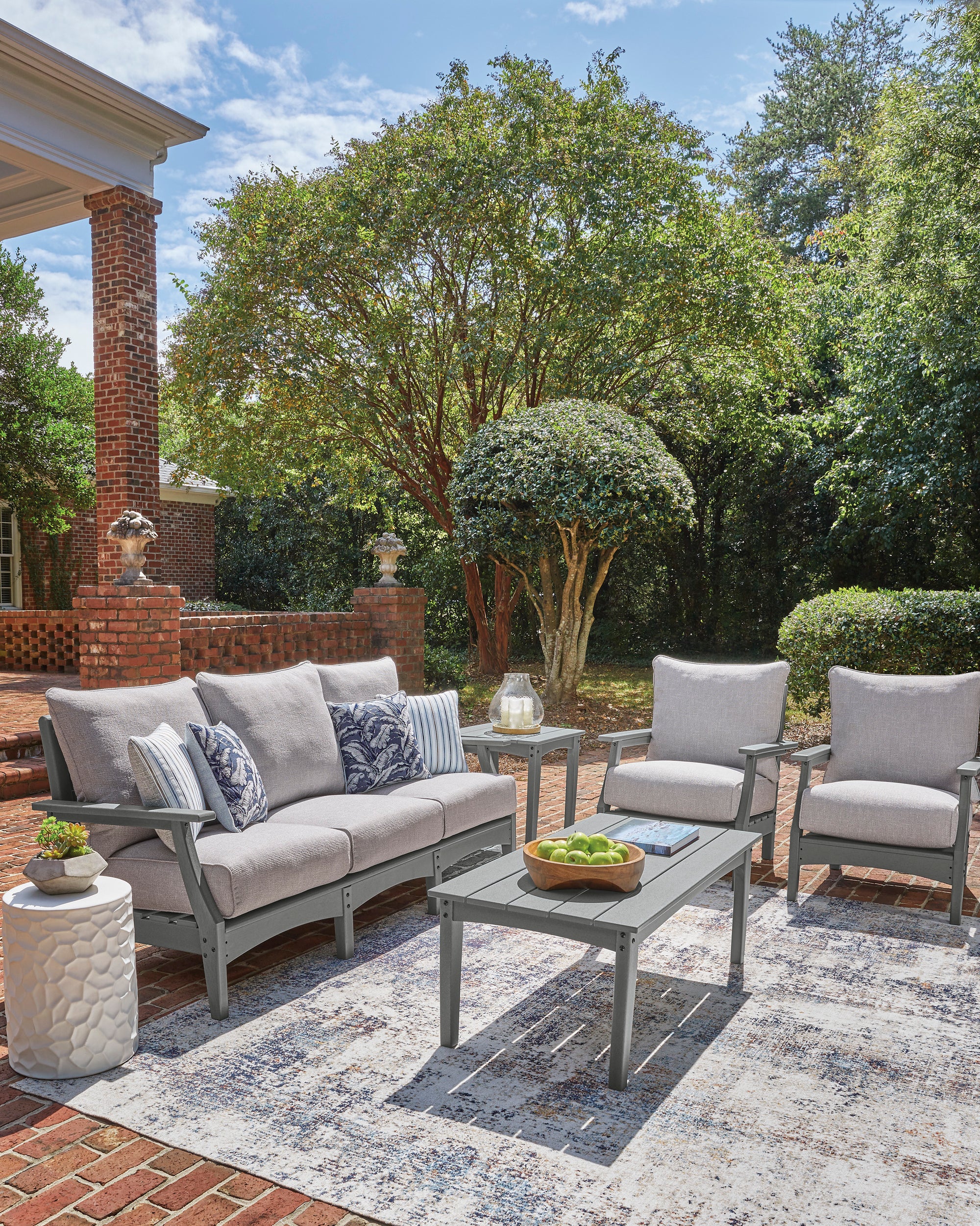 Poly Grey Outdoor Seating Set