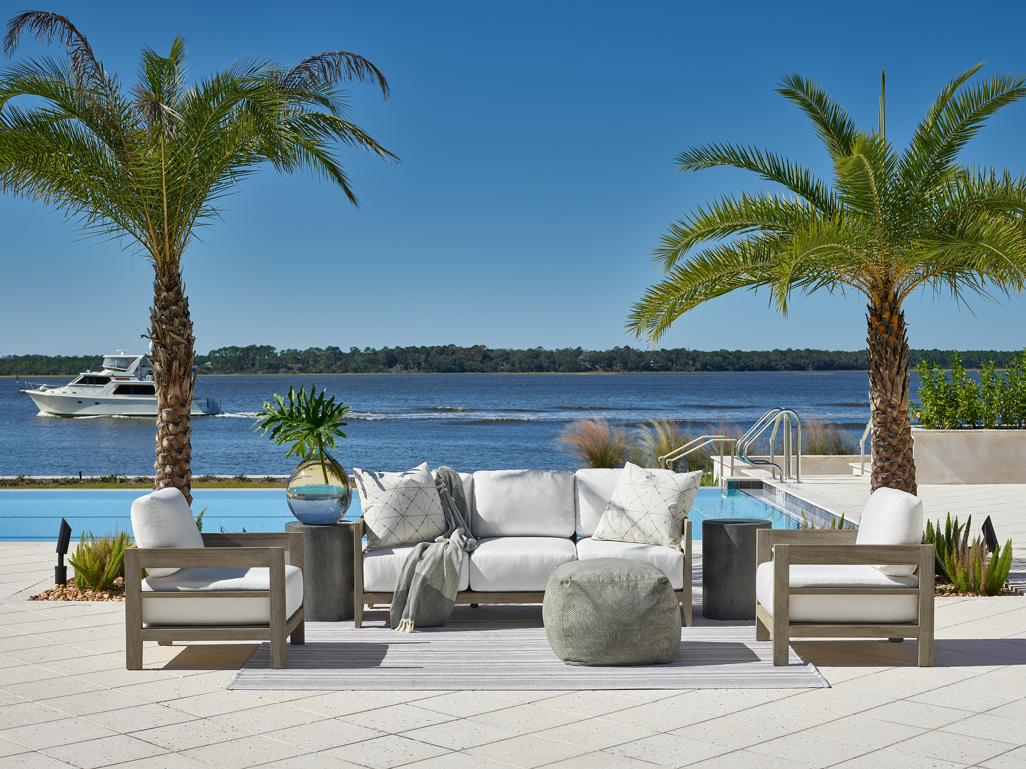 Universal Coastal Living La Jolla Sofa