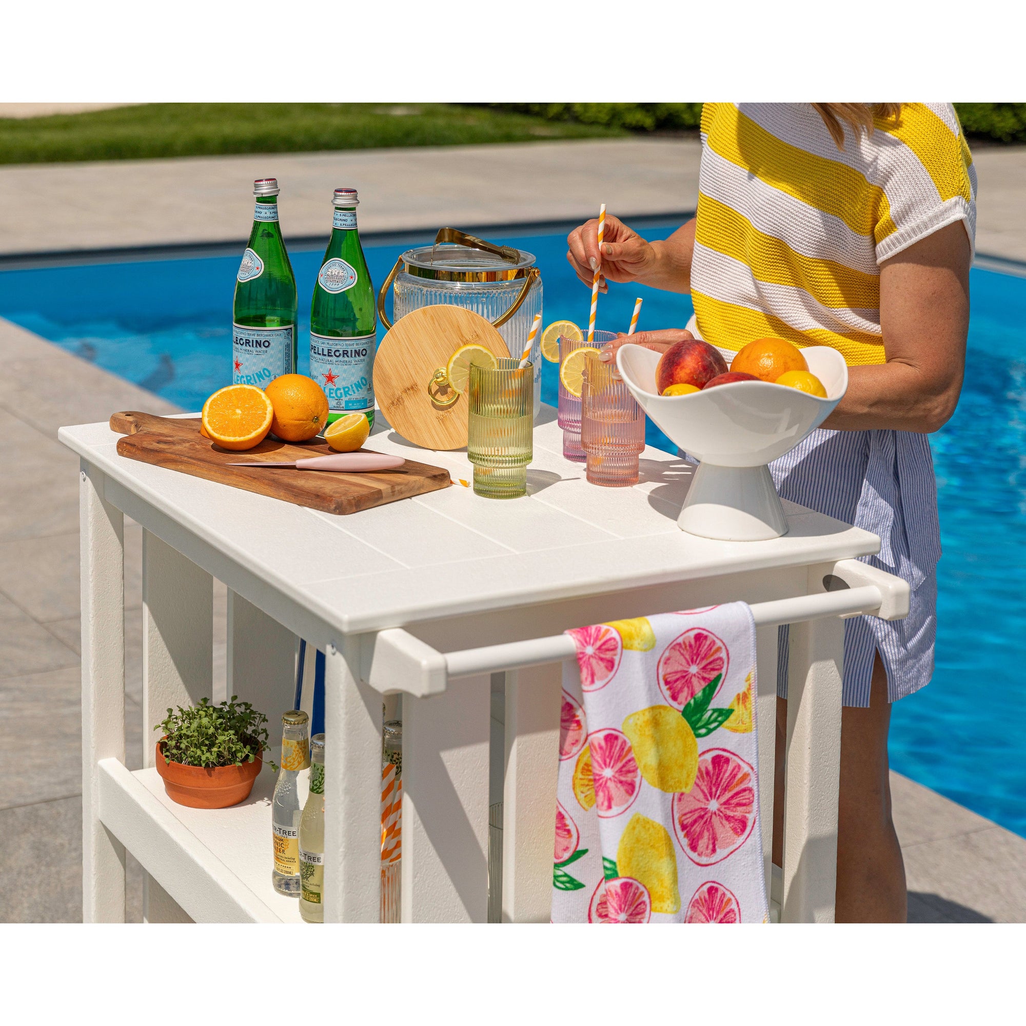 Polywood Vineyard Bar Cart