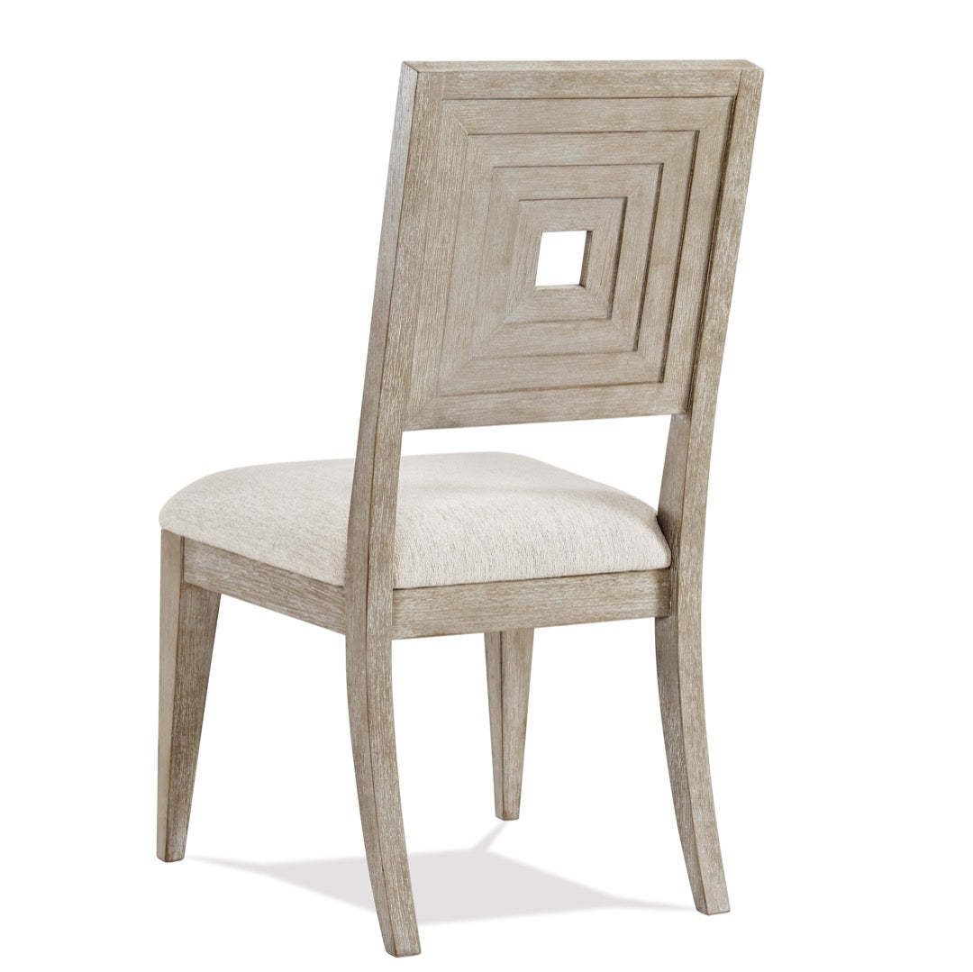 Stepstone Mist 7-Pc Dining Set Extendable (74-92")
