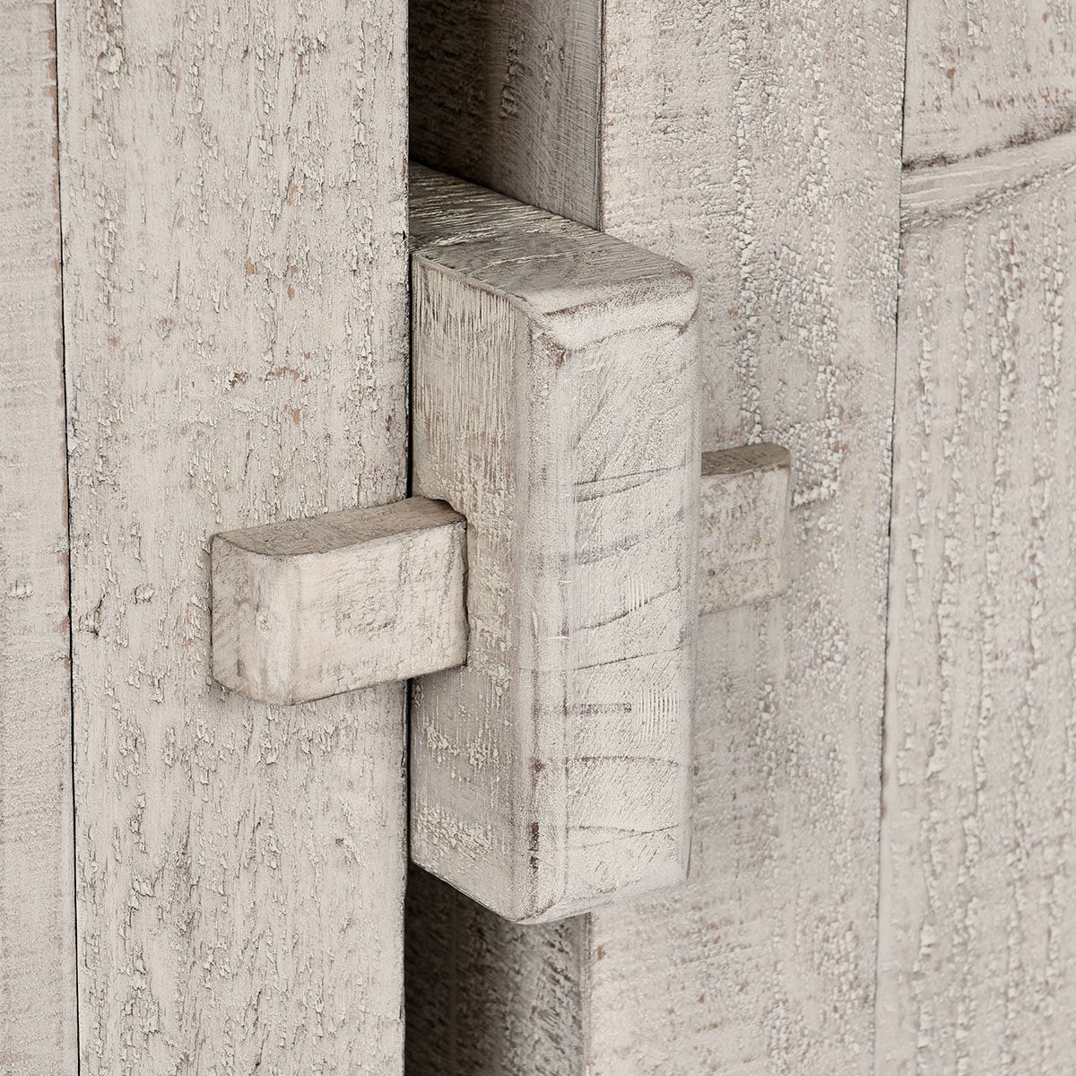 Rosemount Reclaimed Pine 60&quot; Round Dining Table White Wash