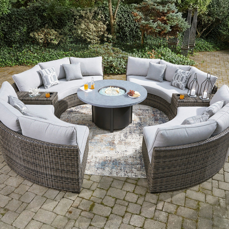 Montauk Curve Outdoor Full Circle Seating Set