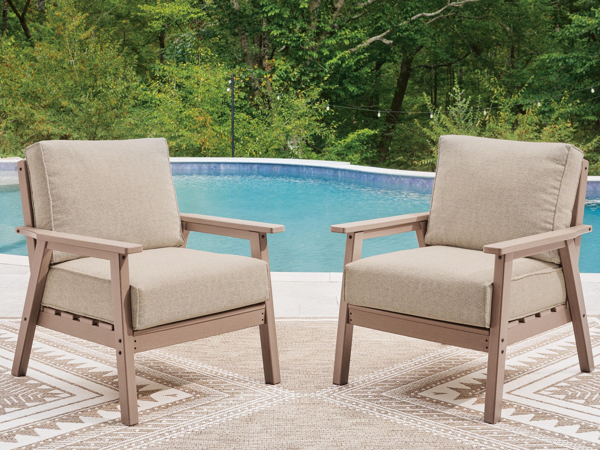 Poly Sand Outdoor Club Chair