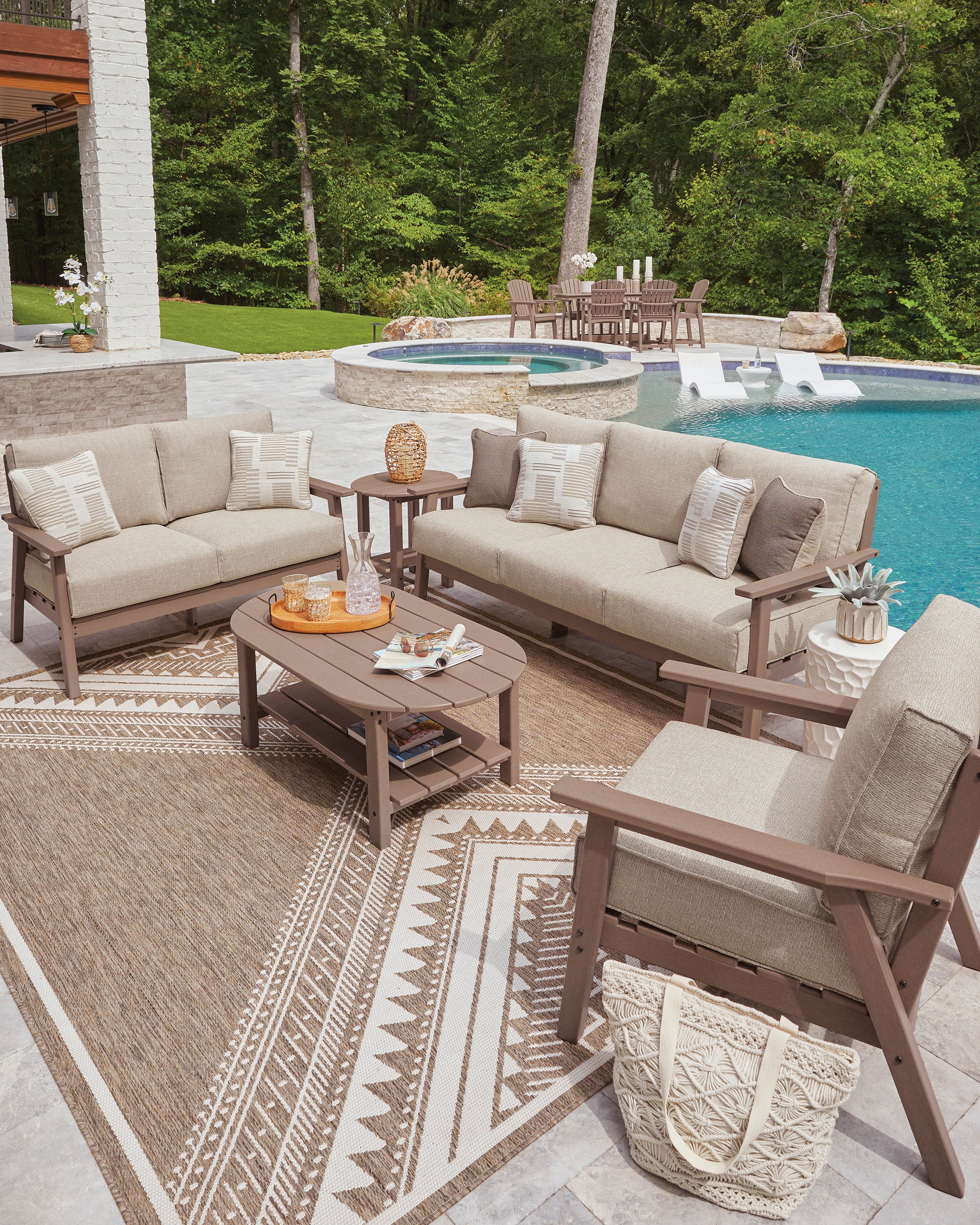 Poly Sand Outdoor Seating Set