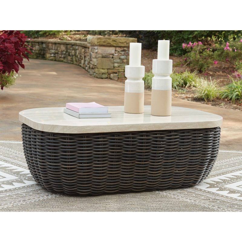 Summer Classic 50" Outdoor Coffee Table