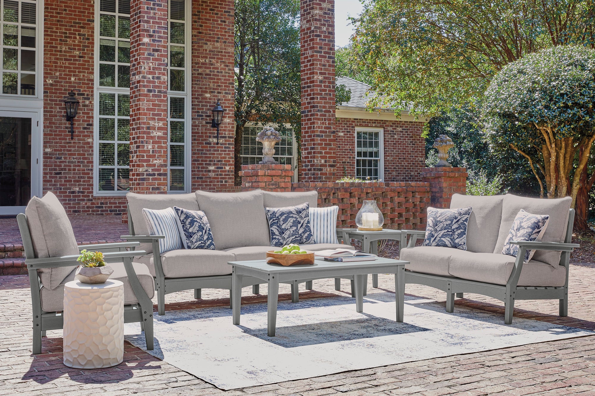 Poly Grey Outdoor Seating Set