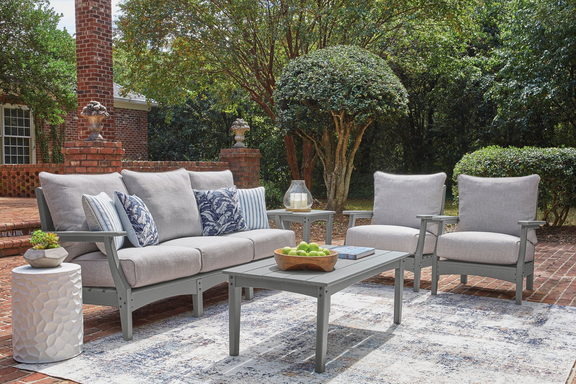 Poly Grey Outdoor Seating Set