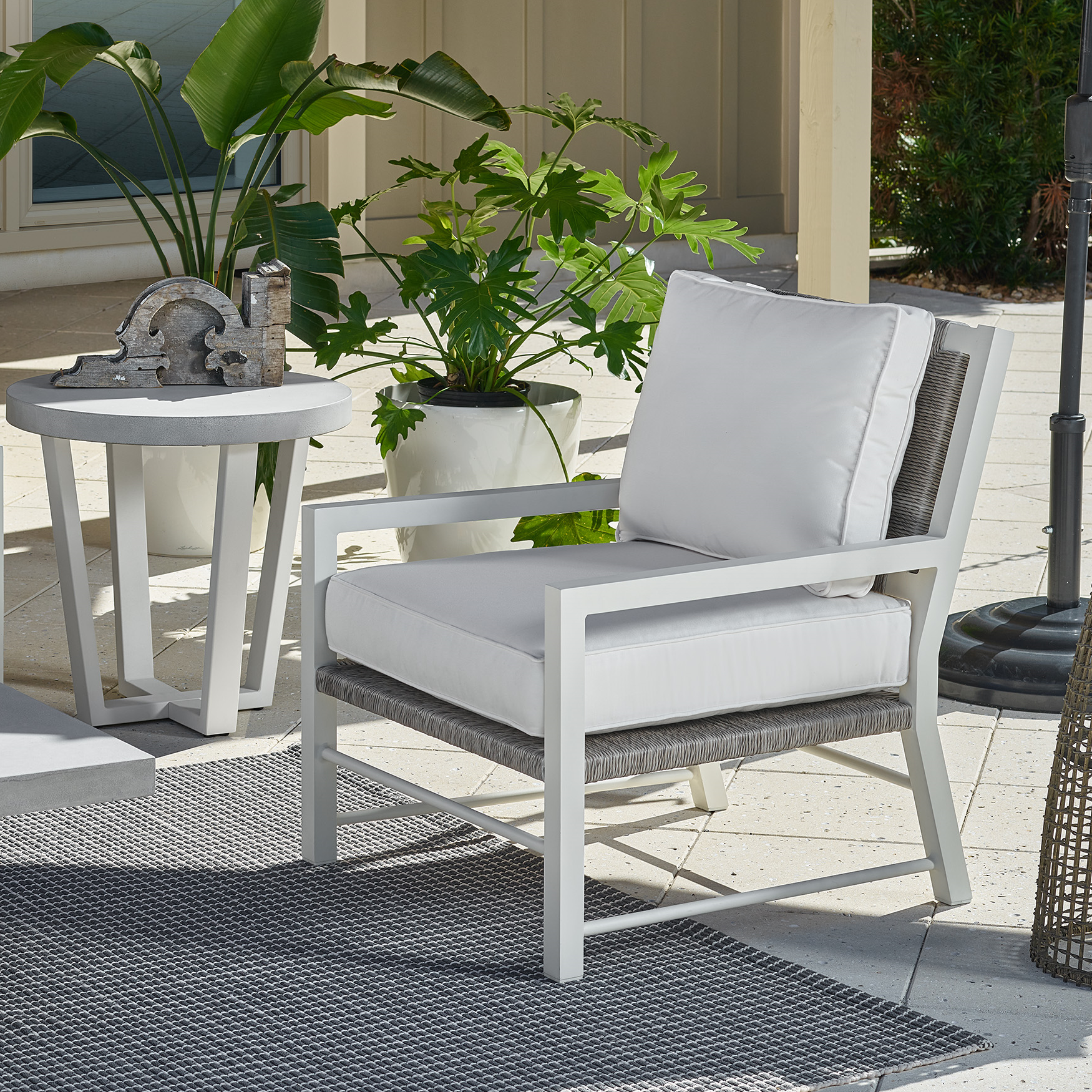 Universal Coastal Living Tybee Lounge Chair