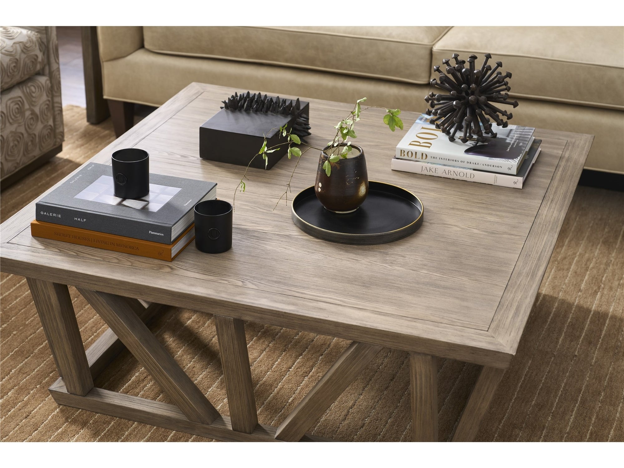 Dwell Latte Coffee Tbl 46&quot; Square