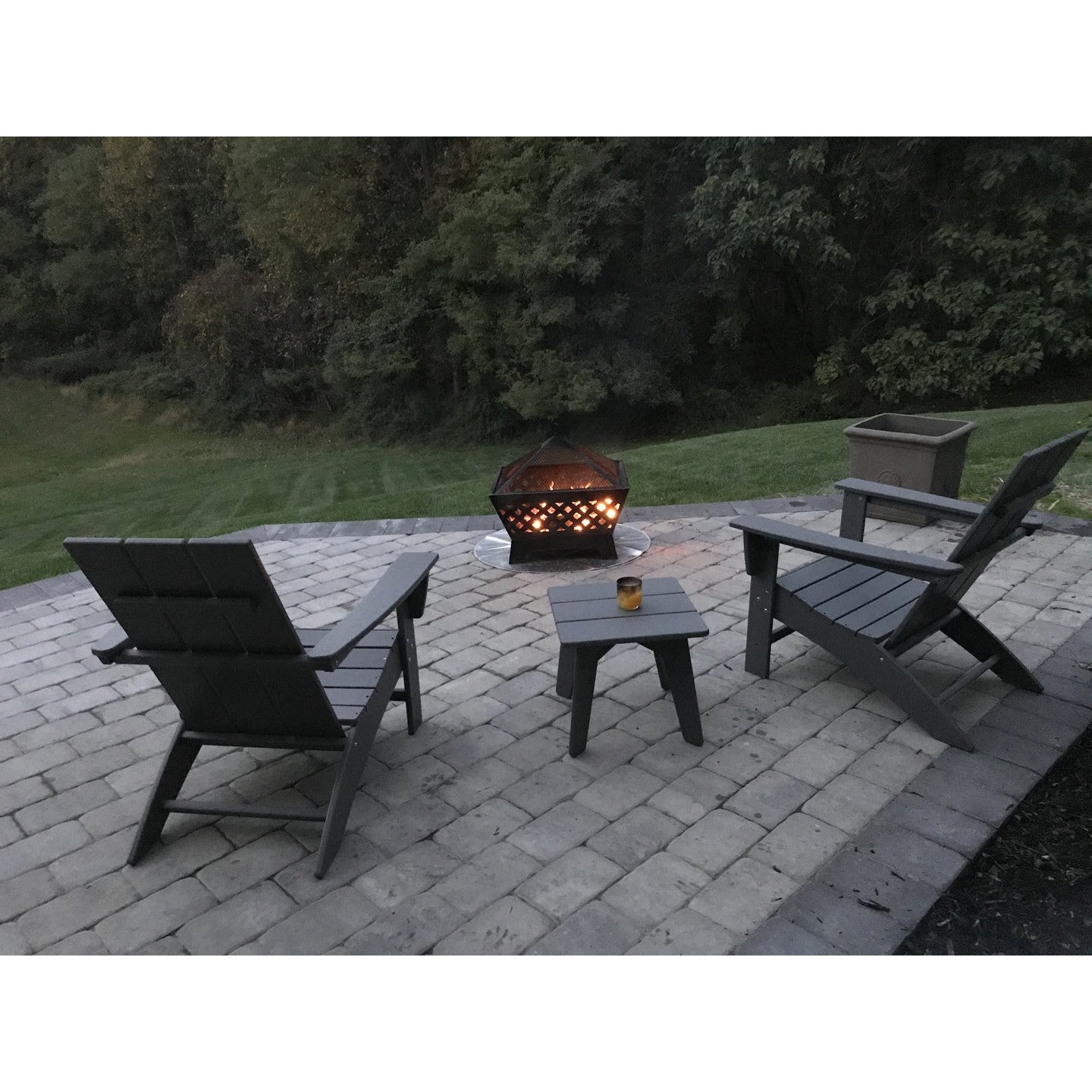 Polywood Outdoor Riviera 17&quot; End Table