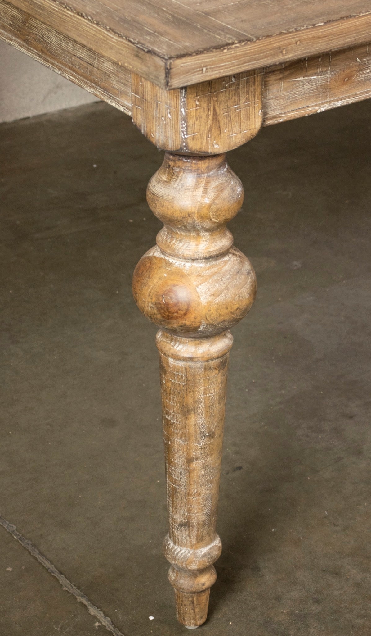 Flagstaff Extension (66-84&quot;) Dining Table