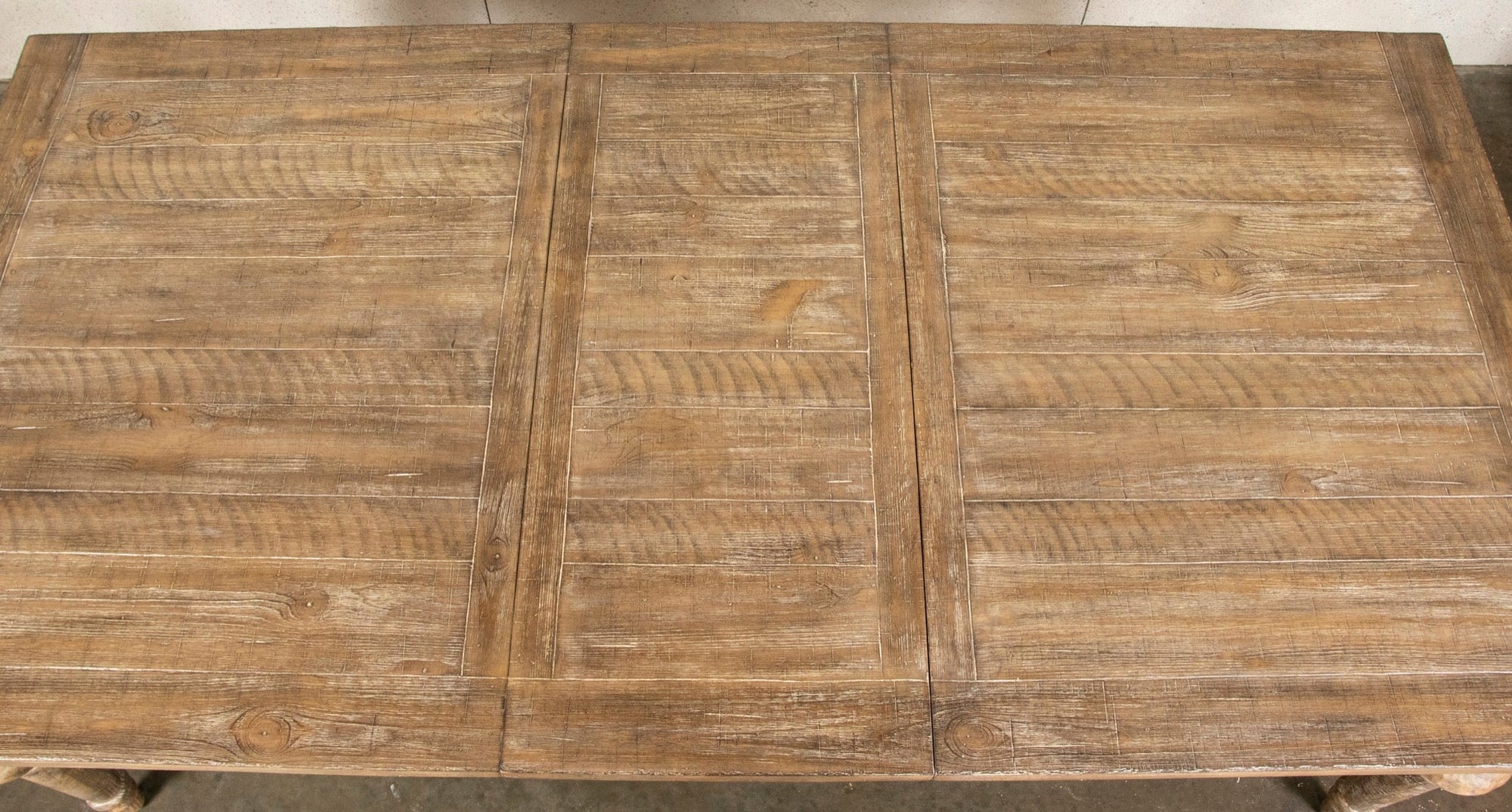 Flagstaff Extension (66-84&quot;) Dining Table